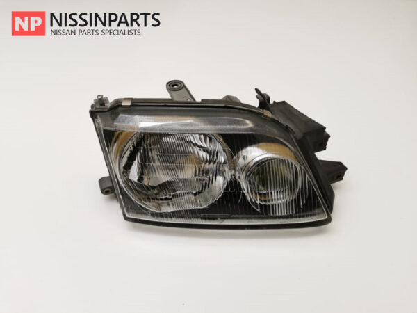 NISSAN STAGEA C34 PFL DRIVERS HEADLIGHT