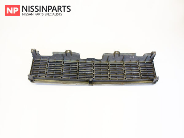 NISSAN LAUREL C32 FRONT GRILLE