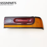 NISSAN CEFIRO A31 PRE-FACELIFT DRIVERS TAIL LIGHT