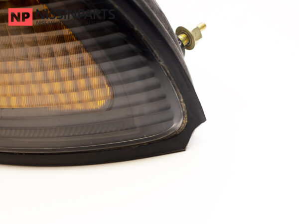 NISSAN SKYLINE R33 SERIES 1 SEDAN DRIVERS TAIL LIGHT