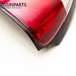 NISSAN BLUEBIRD U14 DRIVERS TAIL LIGHT