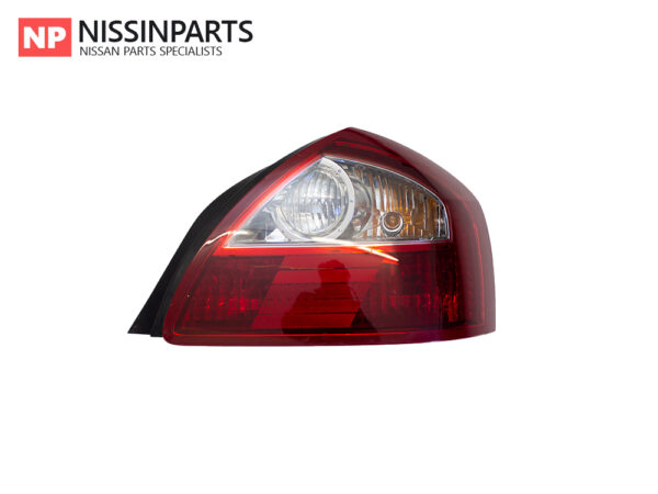 NISSAN CIMA F50 DRIVERS TAIL LIGHT