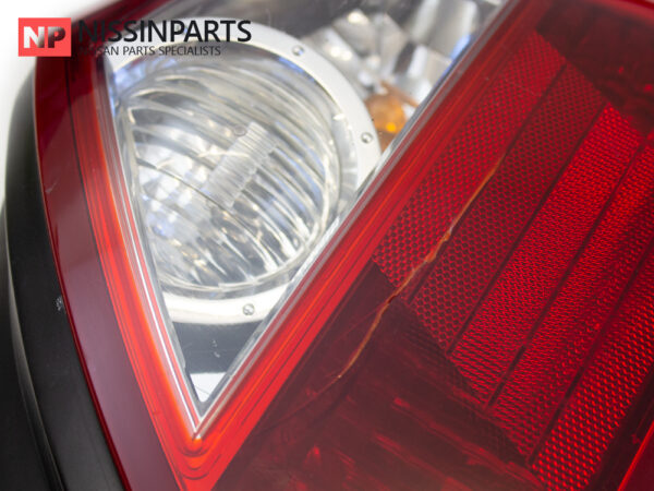 NISSAN CIMA F50 DRIVERS TAIL LIGHT