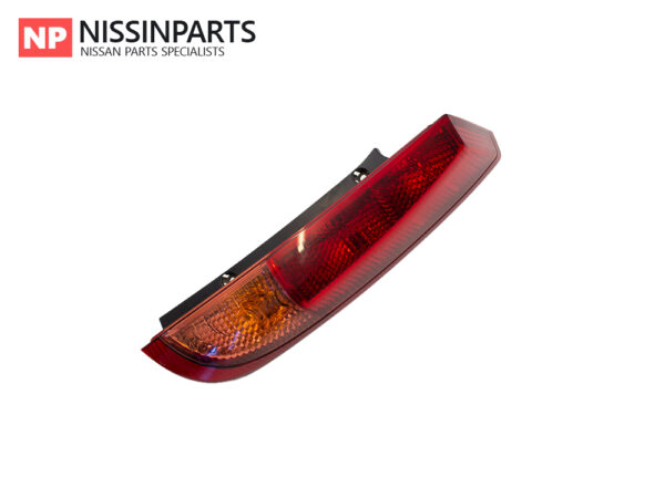 NISSAN PRESAGE U31 DRIVERS TAIL LIGHT