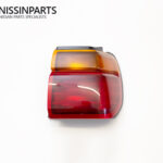 NISSAN STAGEA C34 PRE-FACELIFT DRIVERS TAIL LIGHT