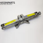 NISSAN SCISSOR JACK - 800KG